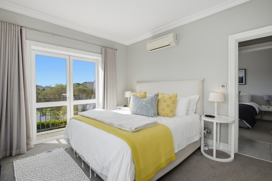 4 Bedroom Property for Sale in Val De Vie Estate Western Cape